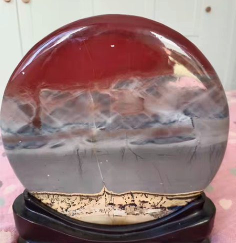 郁郁葱葱的草原红日当头 感兴趣的话点“我想...