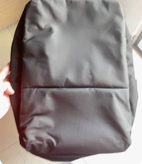 包邮小米经典商务双肩包2，绝对正品，有需要...