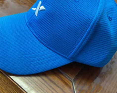 转卖特步正品鸭舌帽 感兴趣的话点“我想要”...