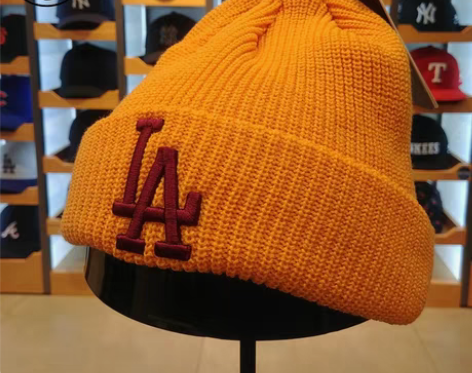 转卖韩国MLB帽子正品冬季道奇LA字母刺绣...