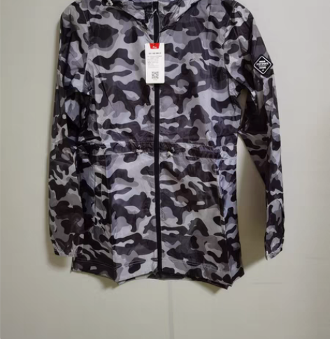 包邮165女式皮肤衣浅灰色全新正品特步单层...