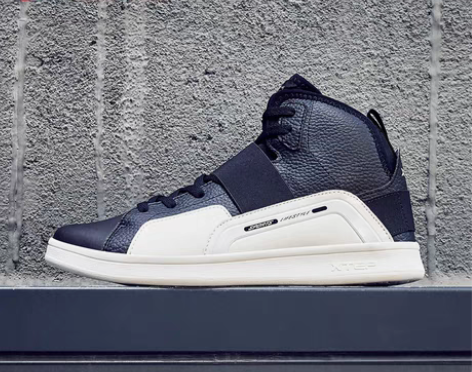 转卖【国庆价】特步男鞋板鞋高帮鞋秋季正品旗...