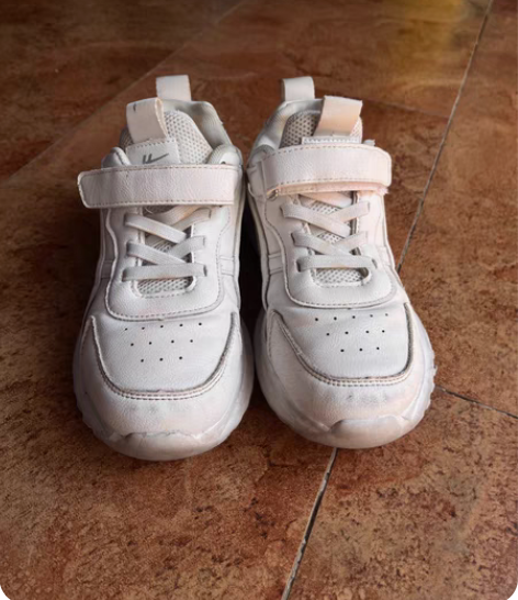 包邮回力小白鞋男童33码，20元包邮 感兴...