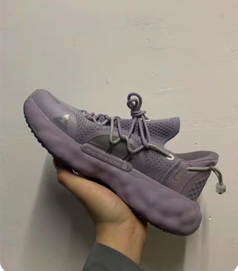 匹克 氢弹/轻弹001跑步鞋 全新原盒，4...