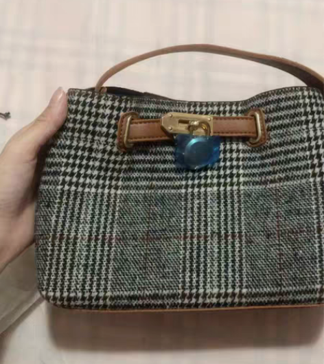 全新韩版斜挎包宽肩带复古手提单肩女包 喜欢...