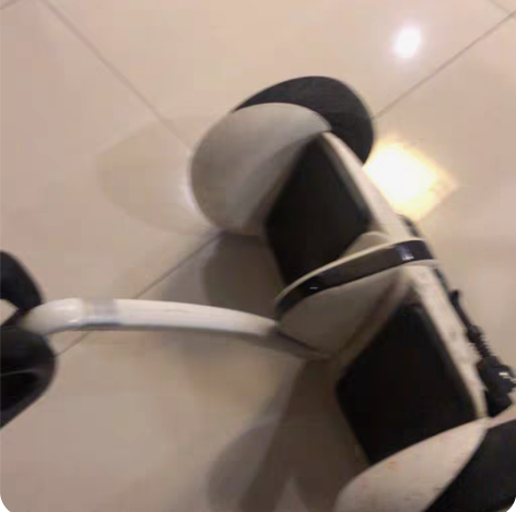 小米九号平衡车 战损成色 机器无故障 电池...