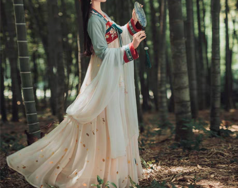 转卖凤求凰 清水溪汉初原创 传统汉服女装刺...