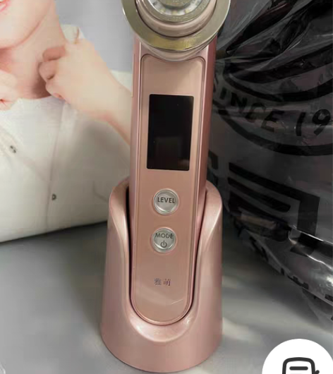 转卖雅萌美容仪脸部导入水光子嫩肤神器净颜导...