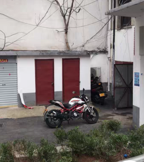 贝纳利 红宝龙150  17年手续齐全，车...