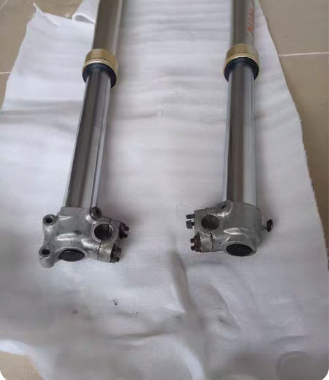 新到19年gsx250 小小r新手练车神器...