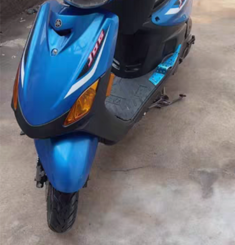 雅马哈巧格100、声音动力超好、改装疝气大...