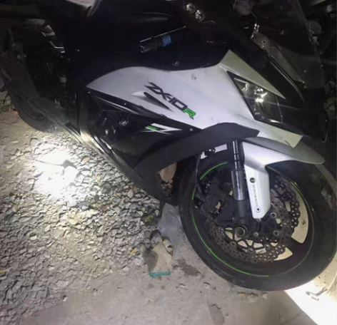 川崎zx-10r 大牛 整车拆配件 感兴趣...