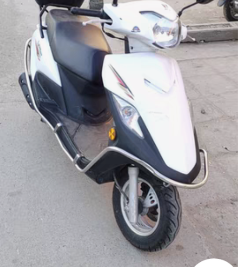 豪爵VF125全新踏板，有高配版和低配的，...