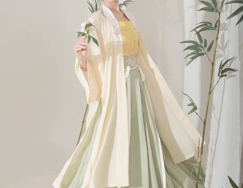 转卖全新仅试无吊牌 感兴趣的话点“我想要”...