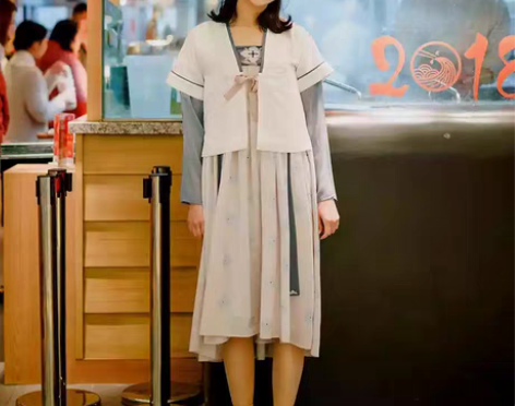 转卖徐娇织羽集日常汉元素服春夏新款假两件对...