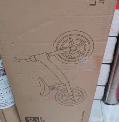 全新的,全新儿童平衡车3-6岁,蓝色,商场...