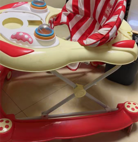 婴儿学步车，可调高低，防侧翻，新旧如图，需...