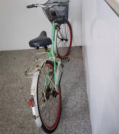 永久自行车，车轴车座车筐全部新换的，闲置物...