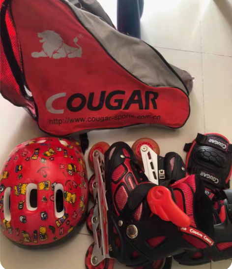 美洲狮Cougar轮滑鞋套装，头盔护具齐全...