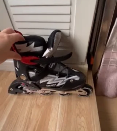 转卖正品美洲狮835L直排可调轮滑鞋溜冰鞋...