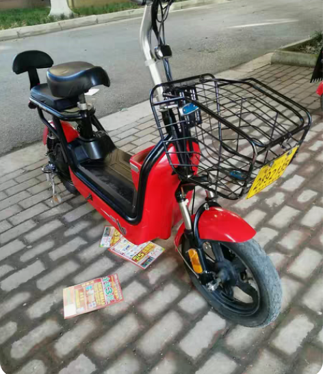 代驾电动车，有三组电池，48V-12AH、...