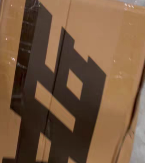 全新，未拆封。外包装也在。牛匠S1陆地冲浪...