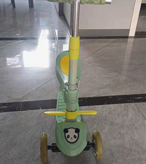 包邮小孩现在大了，不喜欢玩这个了，因为放的...