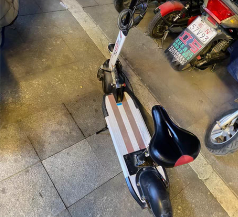 闲置锂电池电动车 一键启动 墨迹的...
