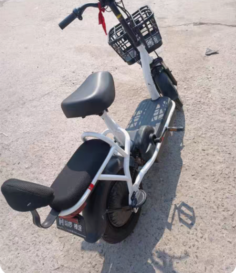 出售闲置哈罗棒途电动车,八成新,支持远程启...