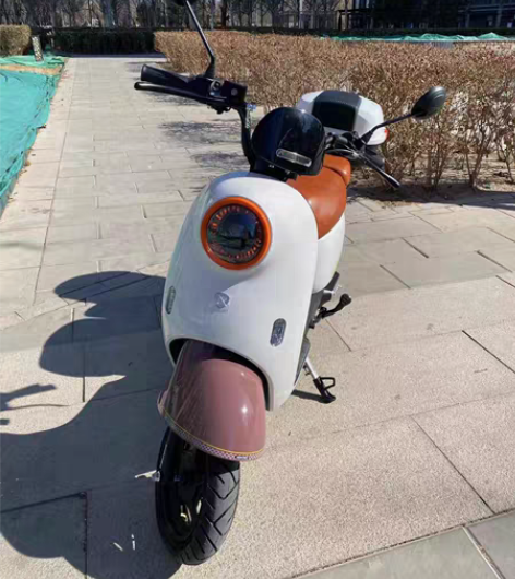 【转】个人网红款新国标9成新颜值爆表雅迪爱...