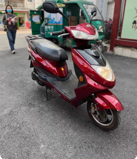 台铃60V铃战讯鹰，大型踏板电动车，车容车...