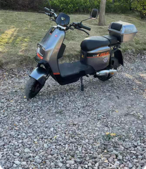 台铃新国标锂电池电动车，不用机动车驾驶证，...