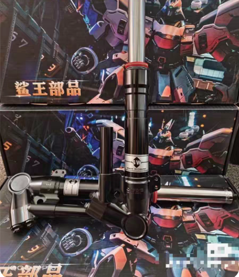 小牛n系原装尾灯 上车半年，不可小刀，不包...