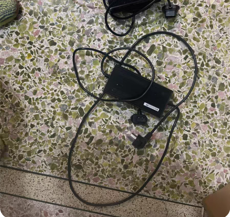 出小牛充电器2.8a 感兴趣的话点“我想要...