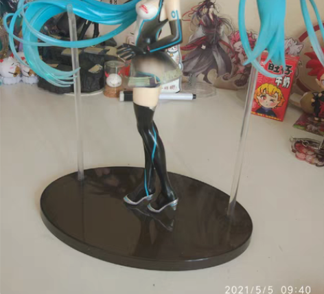 包邮标价出！之前朋友那收的初音手办（好像是...