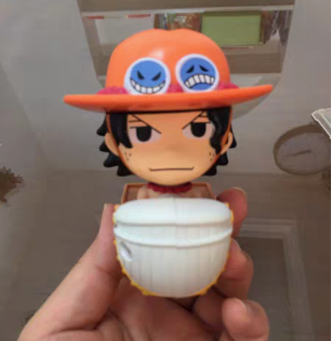 2014麦当劳海贼王火拳艾斯周边玩具 闲置...