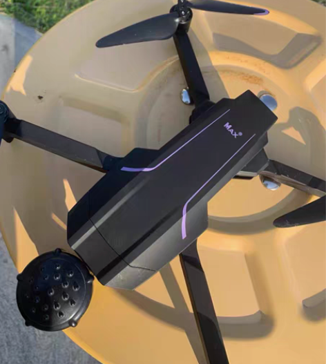 包邮黑科技8k无人机买回来基本没用, 放着...