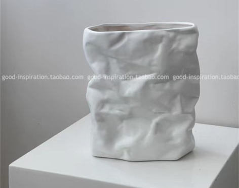 转卖褶皱纸袋造型花瓶摆件现代艺术陶瓷居家纯...