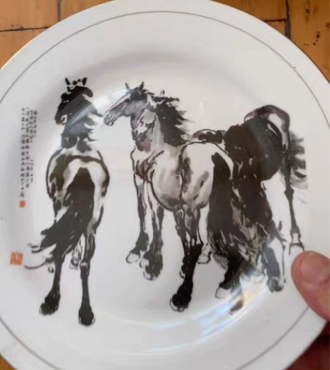 包邮吉林陶瓷厂生产的盘子，纪念品，60年代...