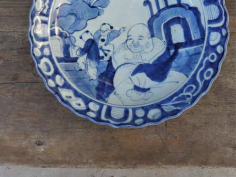 清代青花人物盘一个，器型好，画工好，题材少...