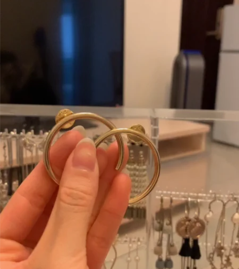 riot Lily 艾特里里 夸张金属耳环...