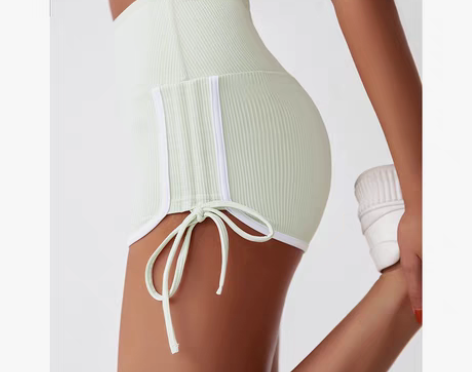 转卖fitlife运动短裤女美式辣妹撞色抽...