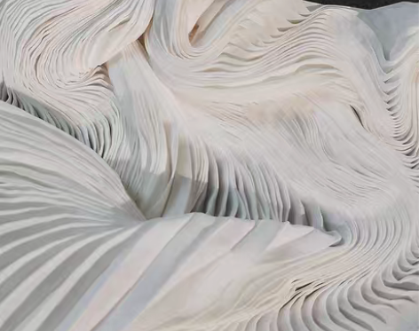 转卖白色风琴褶立褶压褶布料 软垂褶皱面料立...