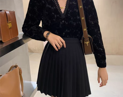 转卖PINKEEN+2022夏季女装新款黑...