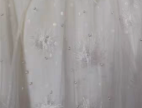 仙女刺绣大摆珍珠网纱三层半身裙，一层刺绣加...