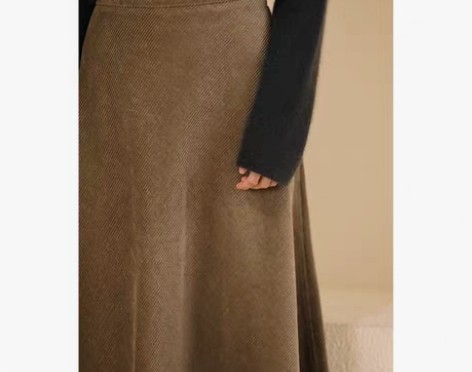 转卖哈齿小姐冬季高腰大摆裙灯芯绒中长款百搭...