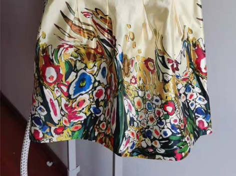 包邮印花花苞半裙，XL码，新旧如图，二手闲...