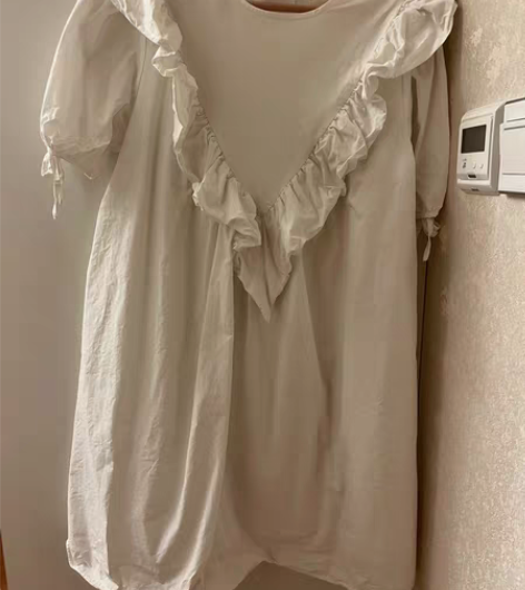 白色韩版连衣裙 均码，80-120斤都可以...