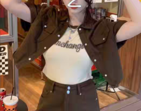 转卖圆大敏复古港风单排扣工装外套高腰半身裙...