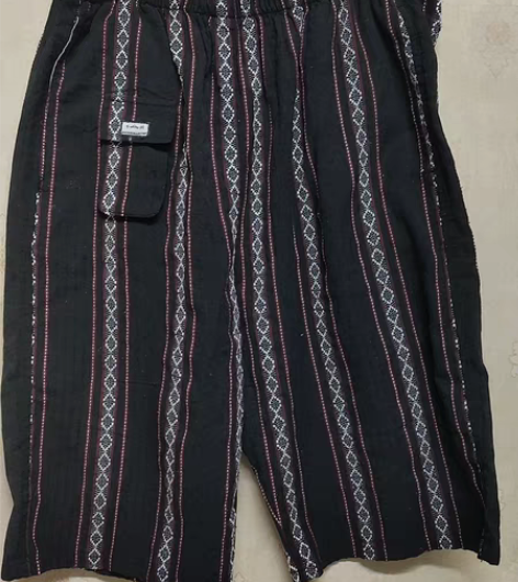 男士大码短裤，夏季，八成新，棉麻面料。裤腰...